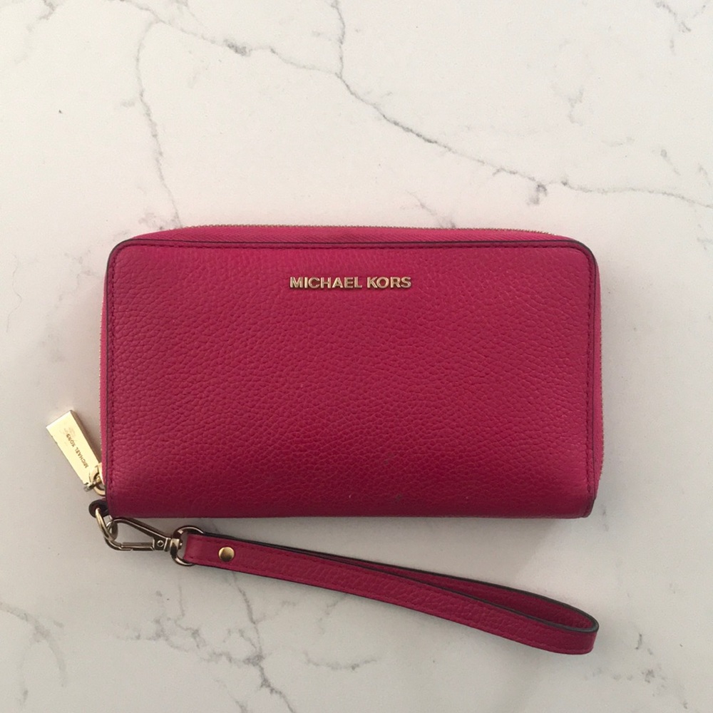 Authentic Michael Kors clutch-wallet